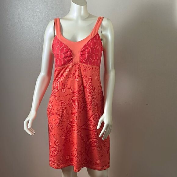 The North Face Dress Womens Size medium Orange Cadence Dress - Picture 2 of 9